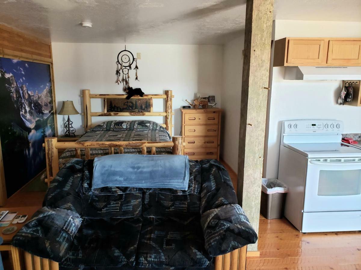 Wolf Den Log Cabin Motel And Rv Park Thayne Exterior foto